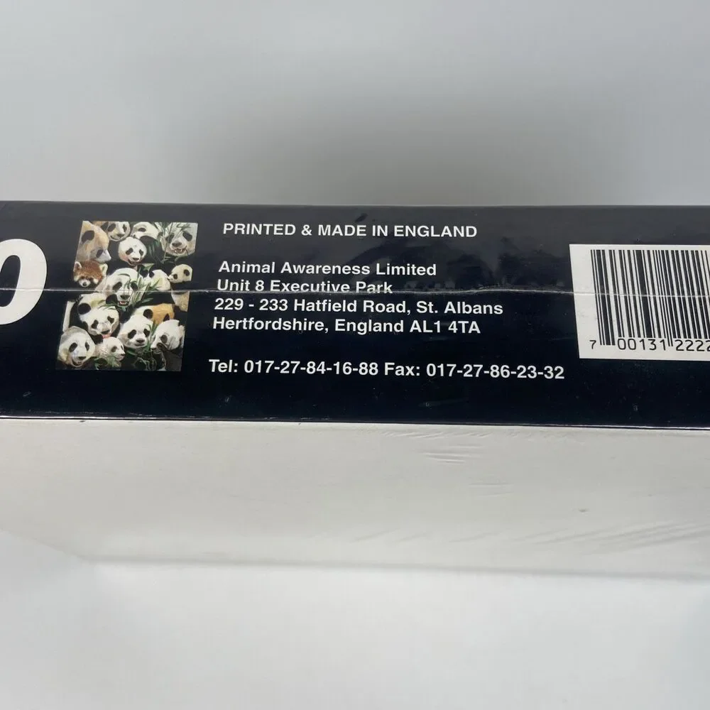 Animal Awareness Panda 1000 Piece  19 x 27 Jigsaw Puzzle England Robbie V New